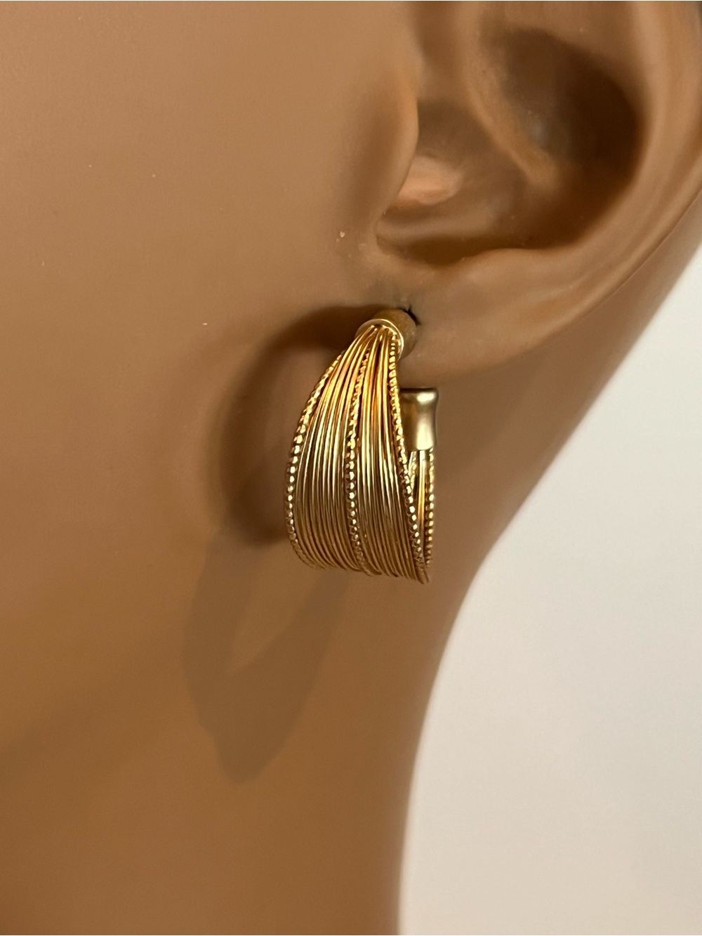 Matte Gold Post Back Earrings - Picture 1 of 2
